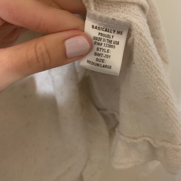 Basically Me top - Picture 4 of 4